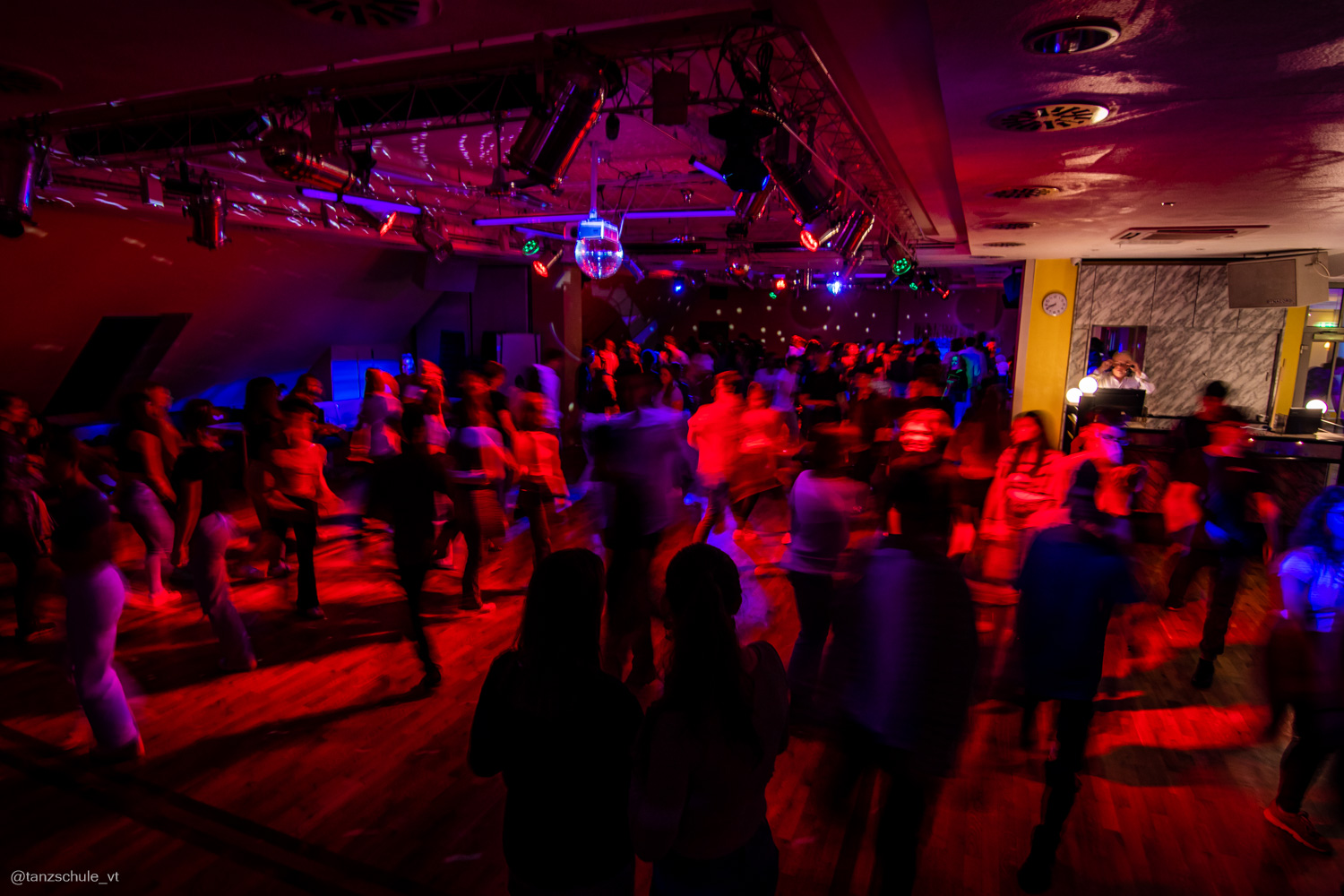 20230401 Tanzparty 5201